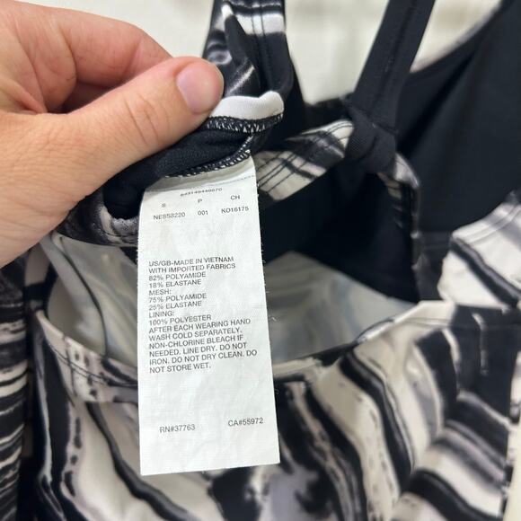 Nike Womens Sz Small Black & White Marble Tankini Swimsuit Top Cutout Padded - Picture 4 of 6